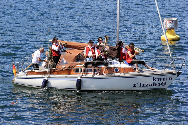 快船以其强 快船以其强